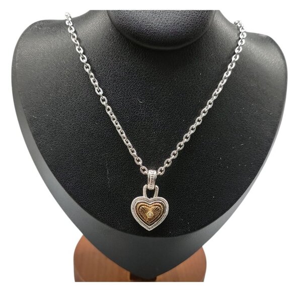 Camellia Necklace Etched Diamond Yellow Gold Rhodium-plated Silver Tone 18" - Picture 9 of 11